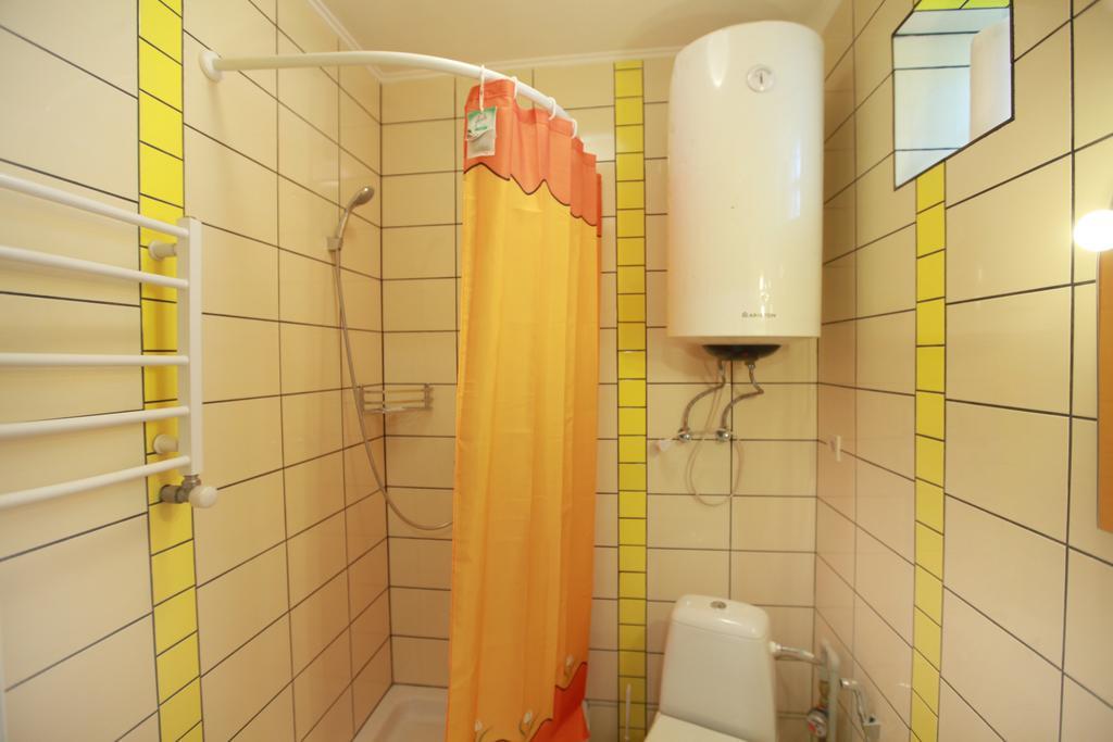 Apartment On Zaliznychna Львов Экстерьер фото