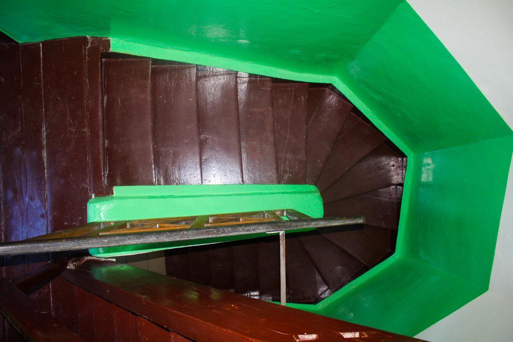 Apartment On Zaliznychna Львов Экстерьер фото